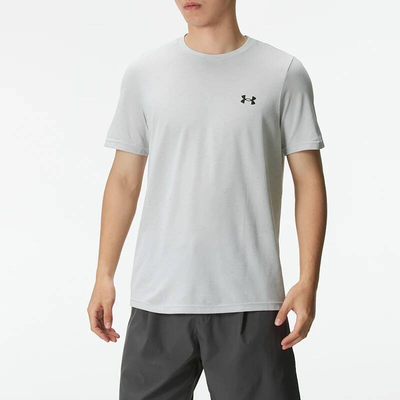 Under Armour Men Slim Fit Mesh - Undershirt Crew Neck บทวิจารณ์และราคา