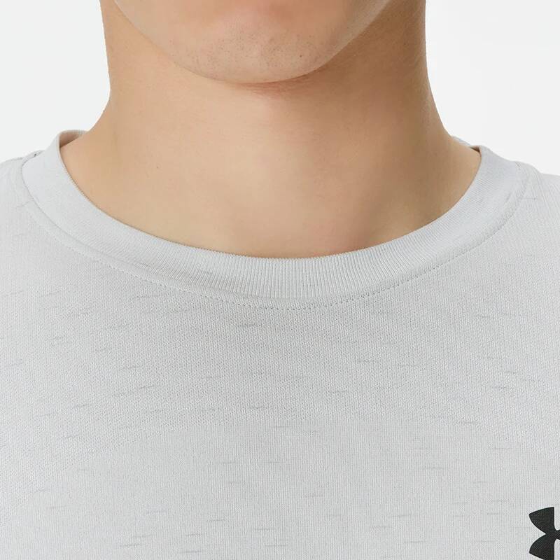 Under Armour Men Slim Fit Mesh - Undershirt Crew Neck บทวิจารณ์และราคา