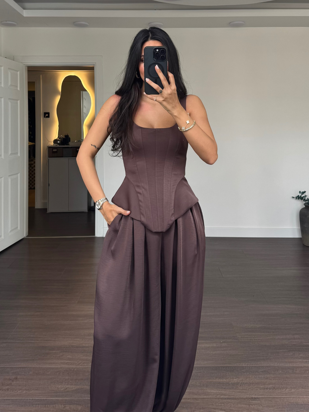 Laru Women Satin 2 Piece Outfi - Suspender Tank Top บทวิจารณ์และราคา