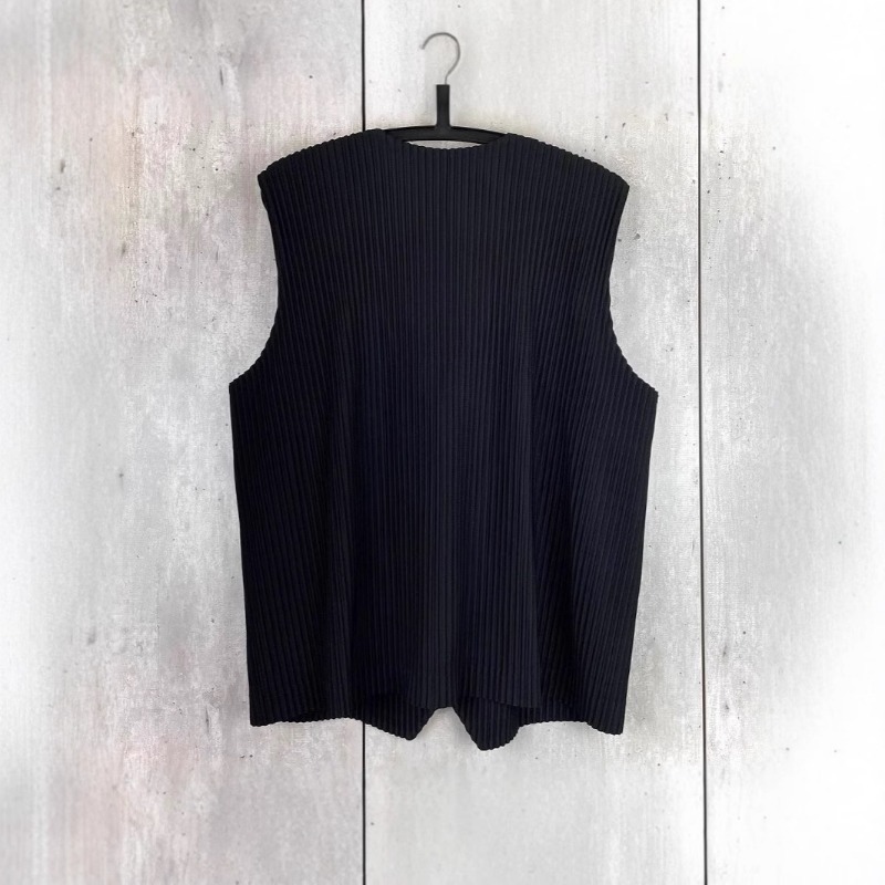Miyake Pleated Original Unders - Undershirt Crew Neck บทวิจารณ์และราคา
